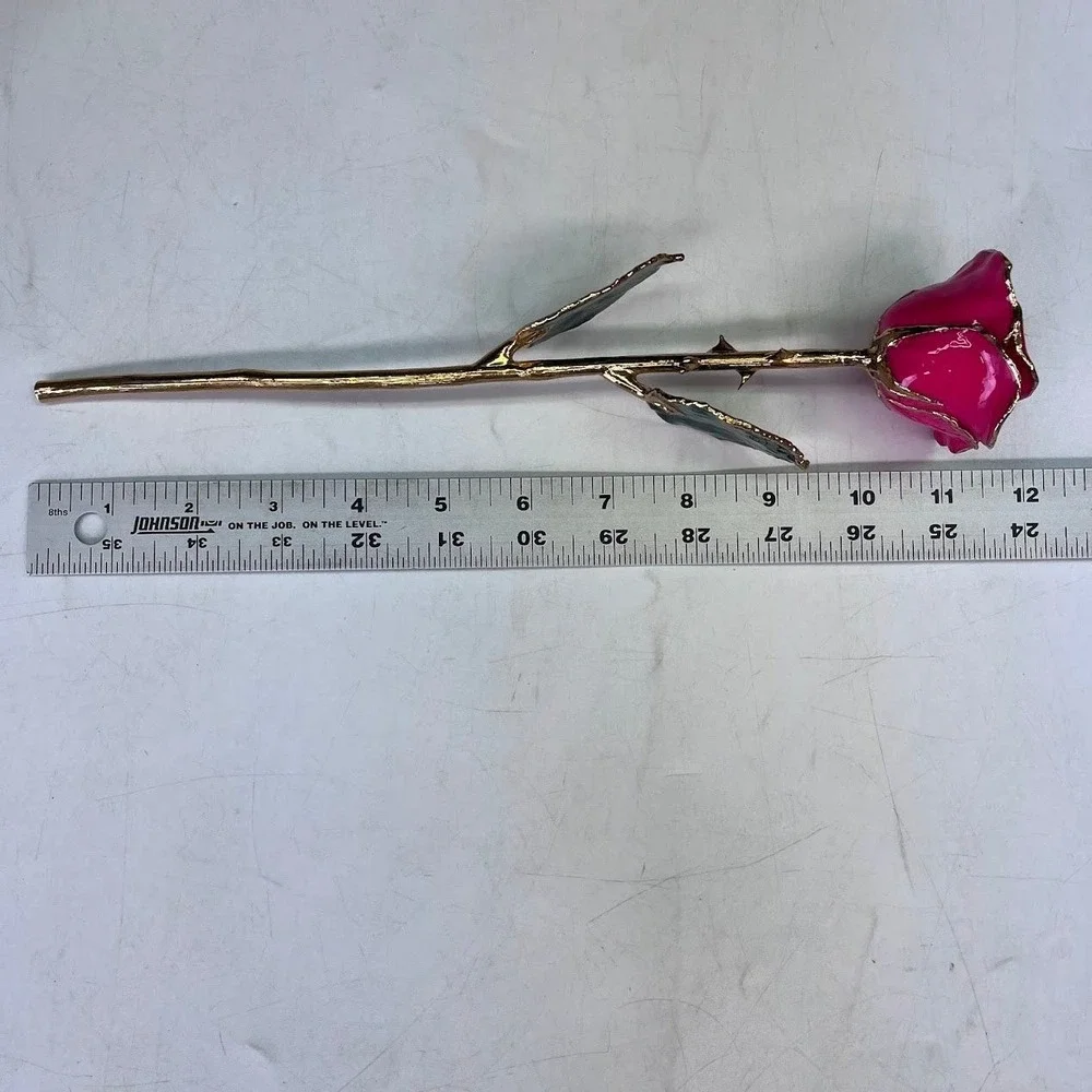24k Rose Co Pink Real Rose Preserved in Lacquer Trimmed in 24K Gold with Box COA